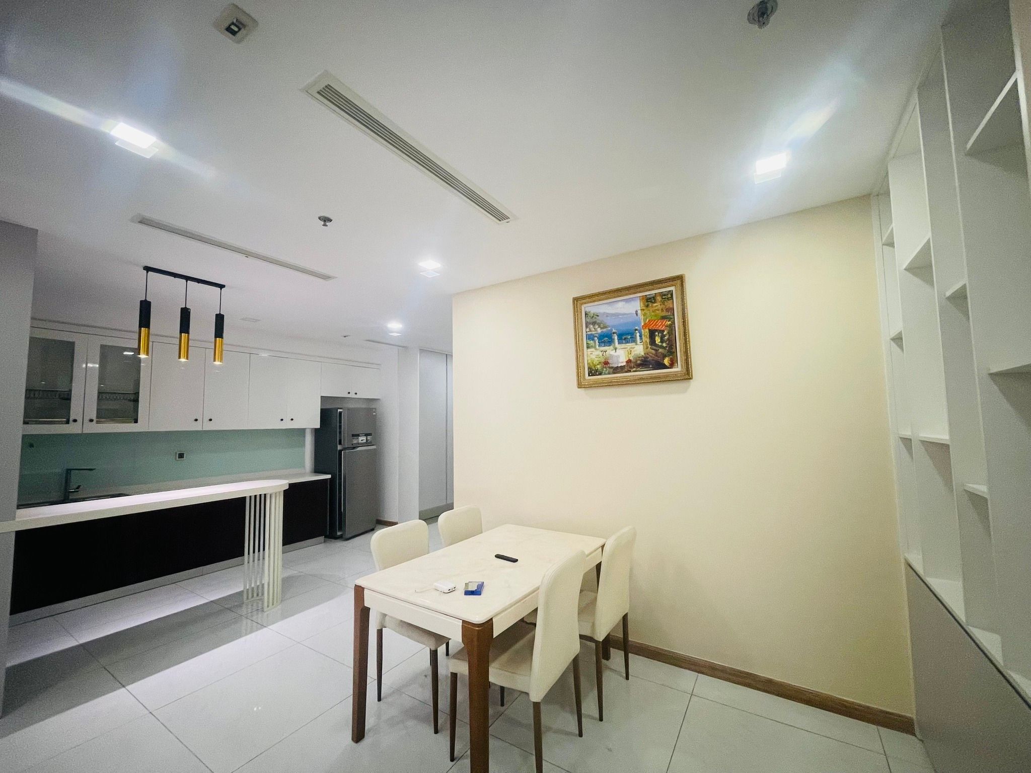 Giỏ hàng cho thuê căn hộ Vinhomes Central Park 1PN giá tốt chỉ từ 14.5tr, dọn vào ở ngay