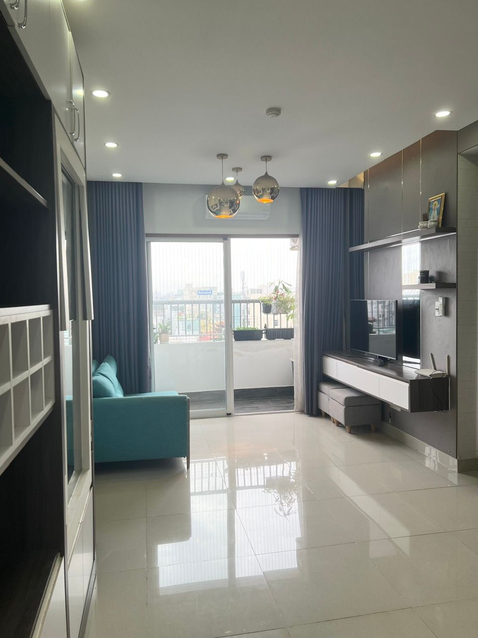 Cho thuê Richmond City Nguyễn Xí 2PN 12tr NTCB, 14tr full NT, view sông thoáng mát LH 0965 431 ***