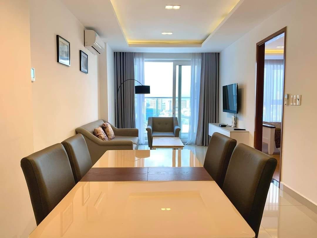 Cho thuê CHCC Sunny Plaza Q. Gò Vấp, gần sân bay. DT - 100m2, 3PN 2WC + nhận nhà ngay. LH: Hậu