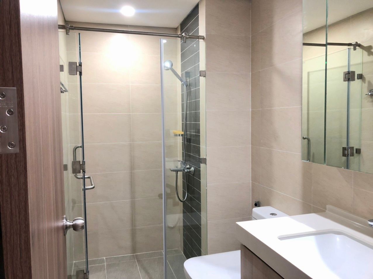 Chủ bán gấp CHCC Hà Đô Nguyễn Văn Công, DT 70m2, 2 phòng ngủ, 2WC, giá 3.550 tỷ, LH: 0902 818 ***