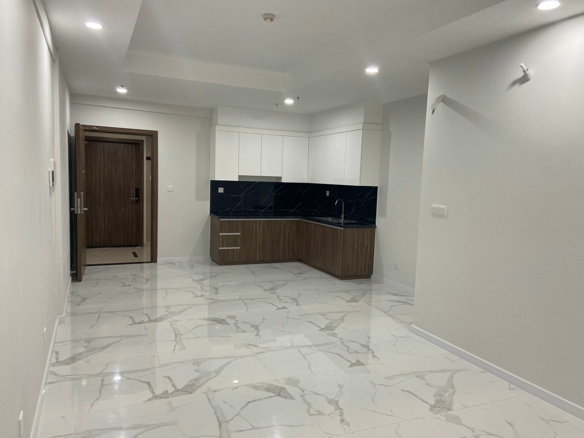 Căn hộ Moonlight Residences ngay trung tâm quận Thủ Đức giá 2.8tỷ căn 2PN 2 toilet, LH 0911 850 ***