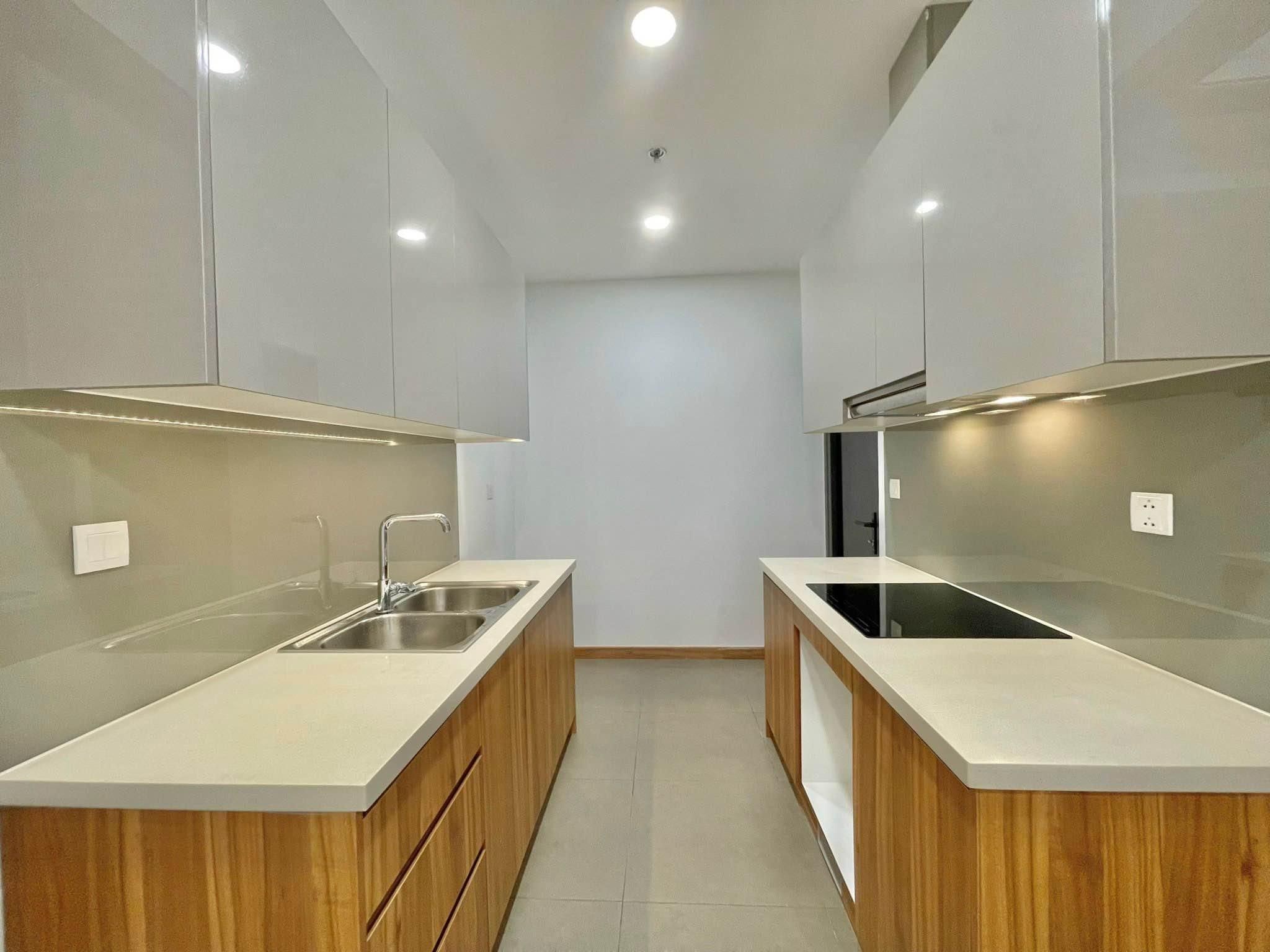 Bán căn hộ Sunshine Sky City (2PN + 2WC) DT 75m2 full NT giá 3ty750 (Bao thuế phí)