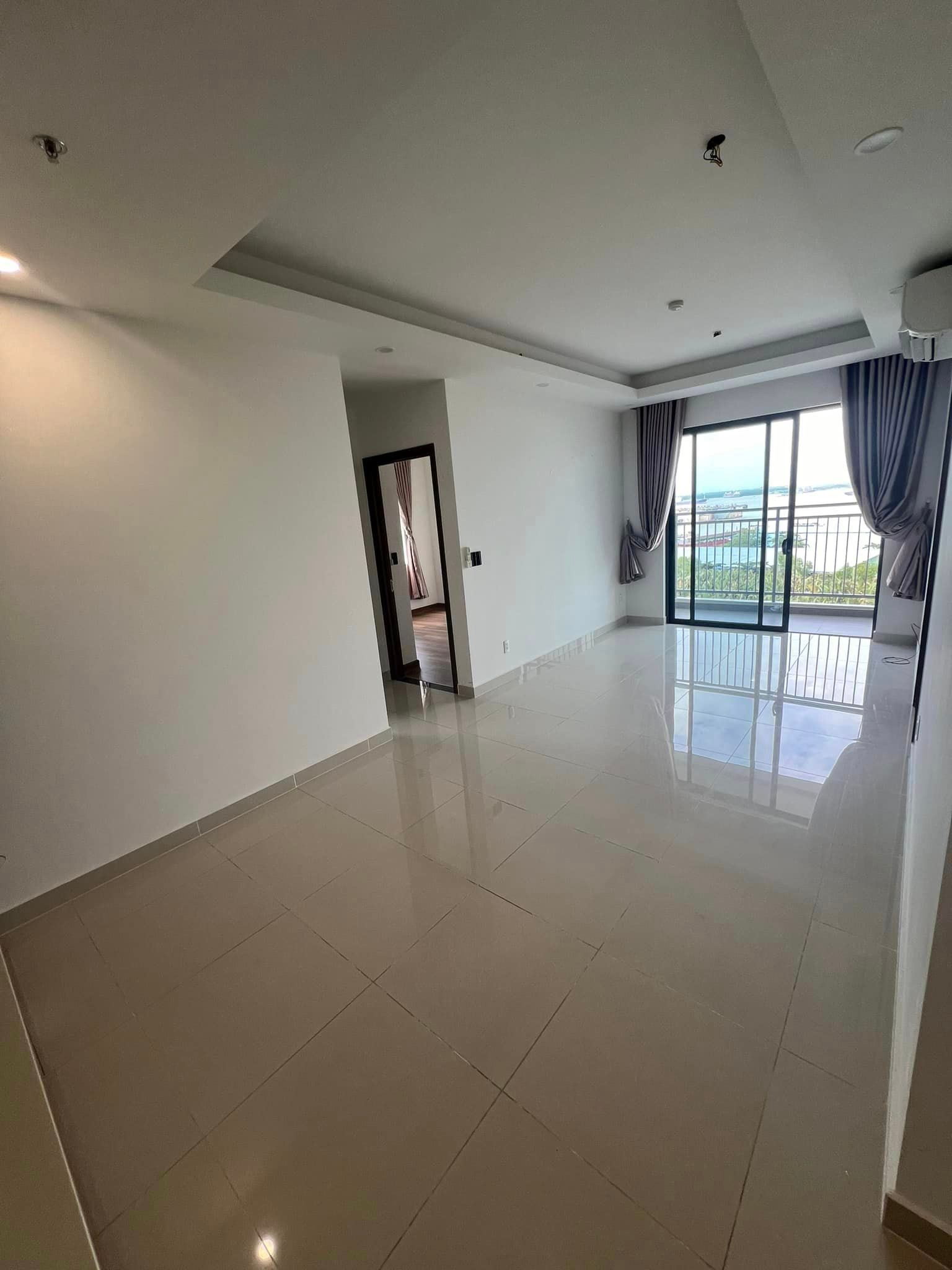 Cho thuê Q7 Riverside 3PN 2WC full NT 86m2 18tr/th. View sông, tiện ích an ninh. LH: 0706 679 ***