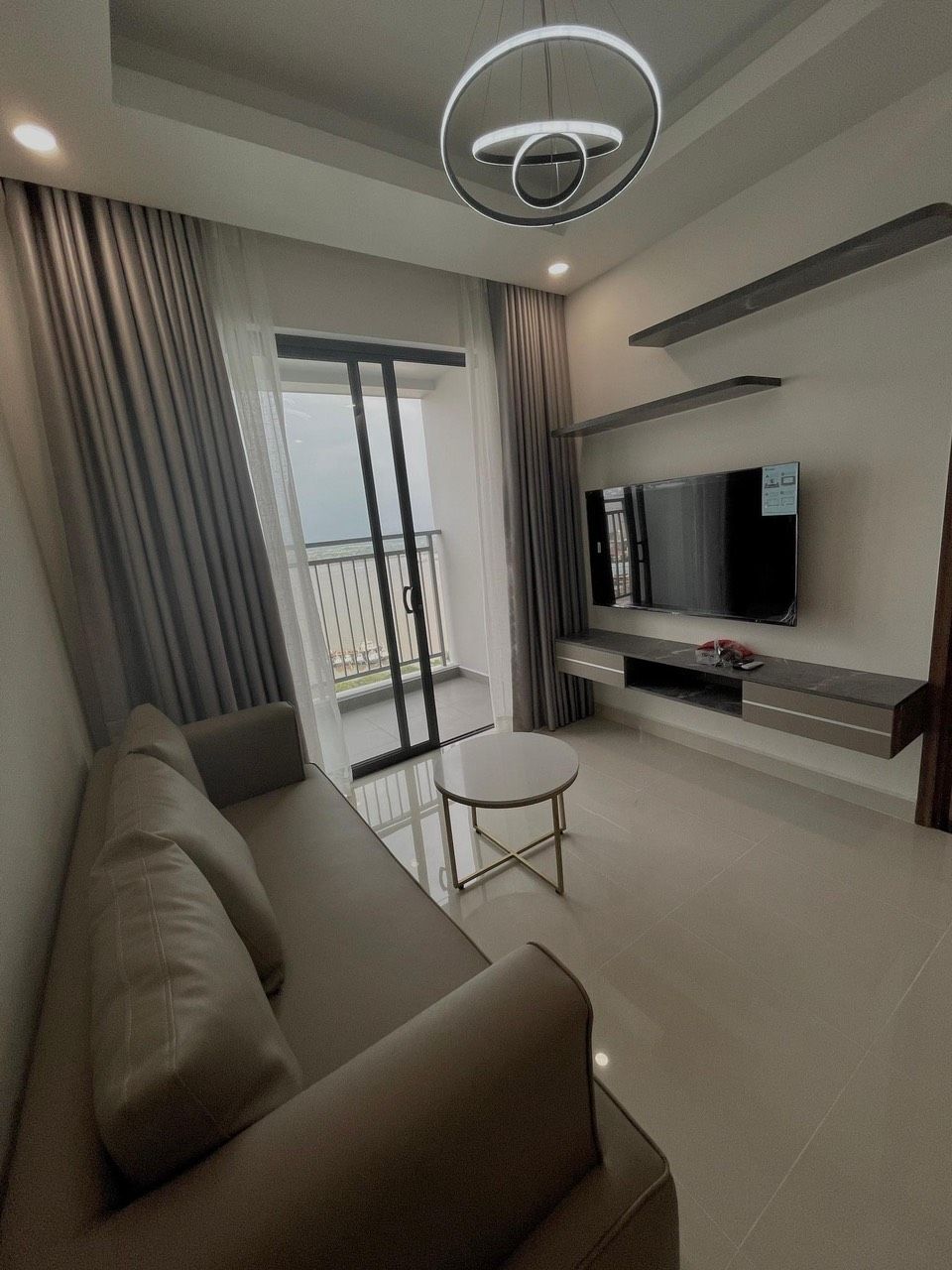 Cho thuê chung cư Q7 Riverside, 2PN view sông trực diện, có 03 máy lạnh giá 10tr/th