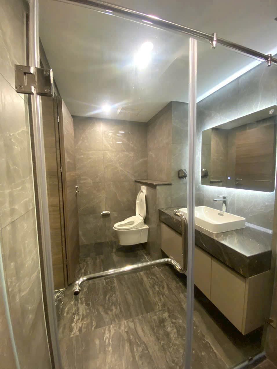 Cho thuê Sunshine Diamond River 2PN+2WC có NT nhà đẹp LH 0989 272 ***