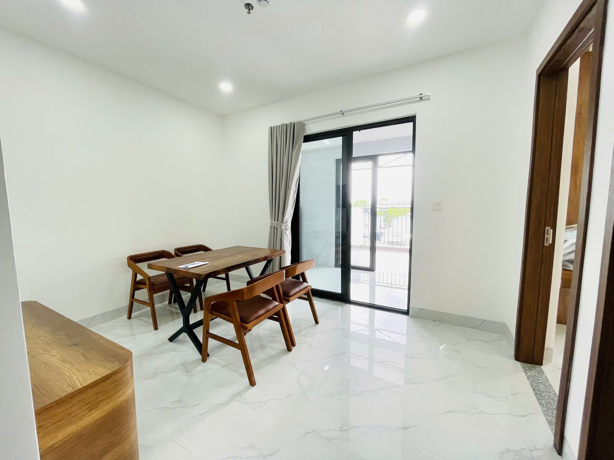 Căn hộ cao cấp hoàn thiện 100% - view sông, cầu Rồng, pháo hoa - Giá chỉ từ 3 tỷ