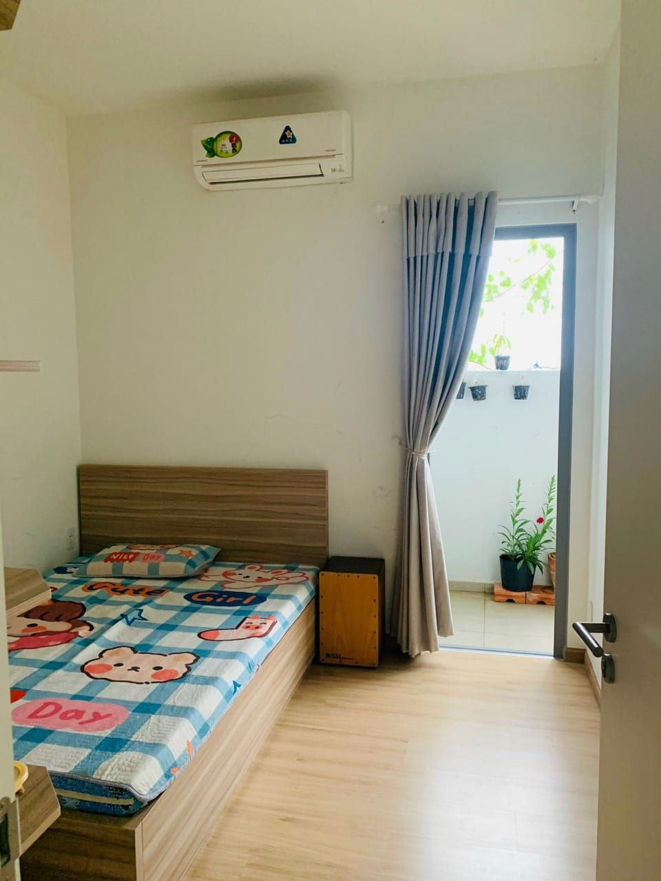 Bán nhanh CH thương mại 46m2 (1PN + 1WC) căn góc, 2 ban công. Ngay Q9 kế bên khu Lake View Q2