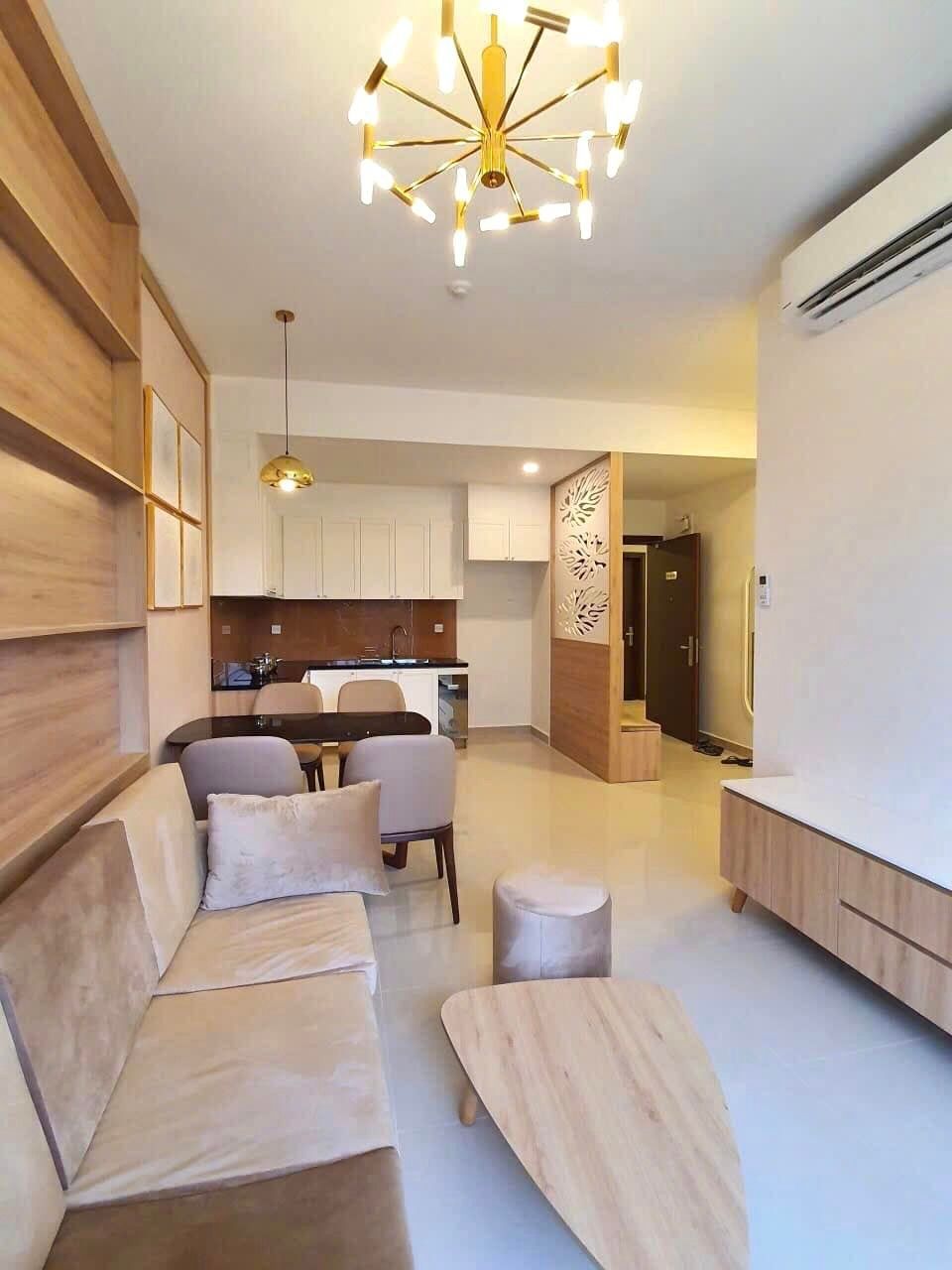 Cho thuê gấp CHCC Cộng Hòa Garden, Q. Tân Bình, 72m2, 2PN. Giá 14 tr/tháng, nhà đẹp