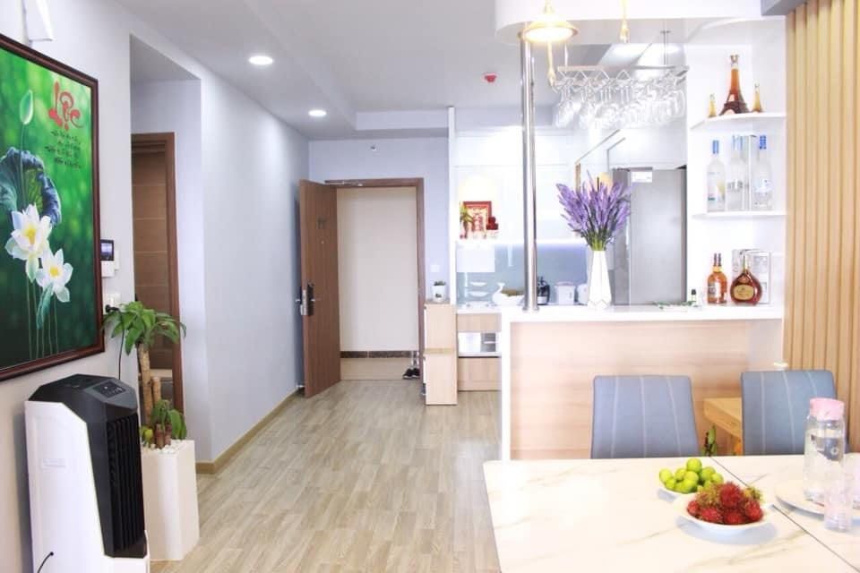 CC Felisa ngay cầu Nguyễn Tri Phương 2PN 1WC giá 2,29 tỷ bao thuế phí nhà trống mới có nội thất