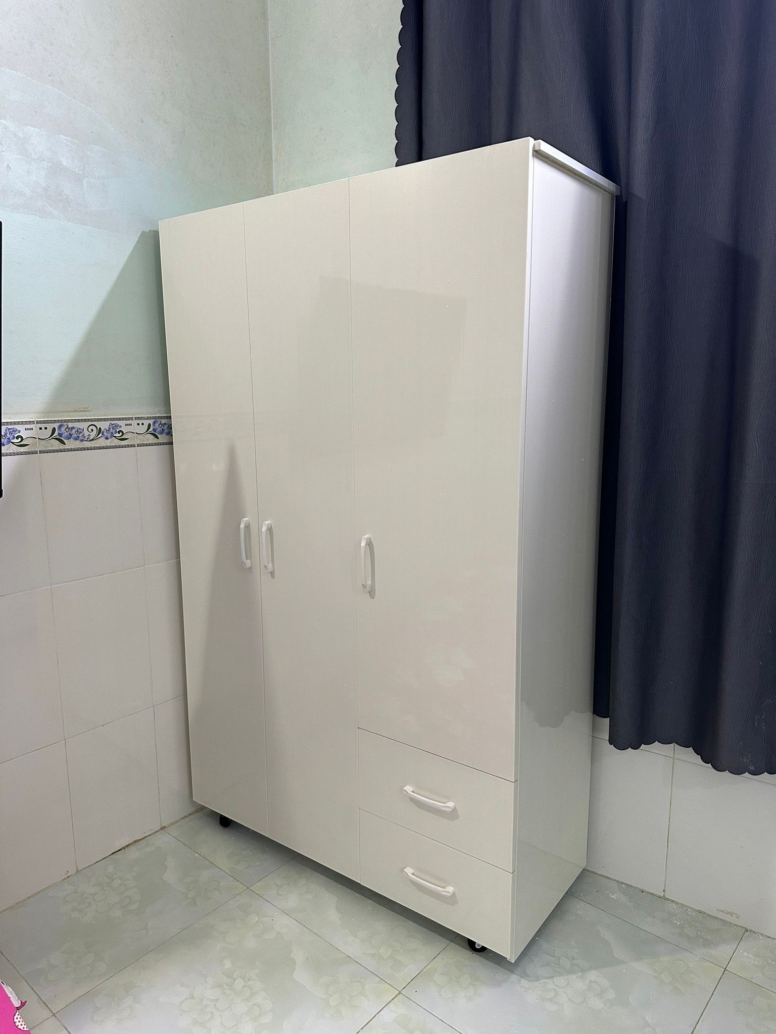 Bán căn hộ có sổ hồng riêng DT 71m2 gồm 2phòng ngủ 2 wc chính chủ bán