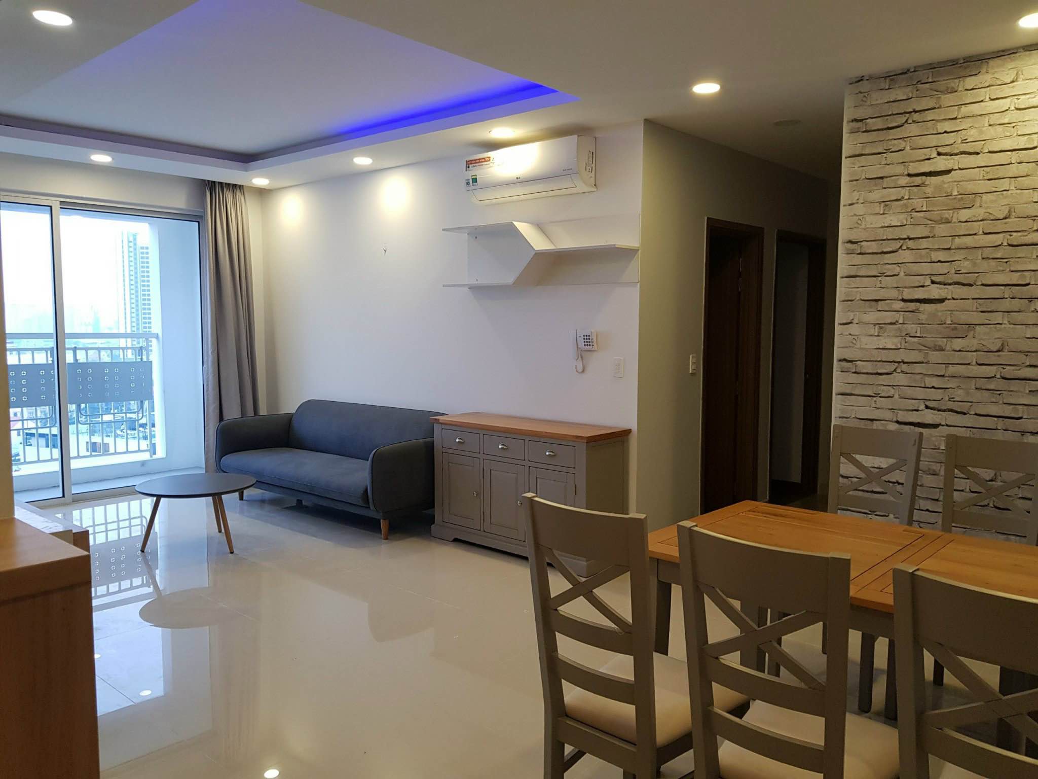 Chính chủ bán CC Thủ Thiêm Sky Nguyễn Văn Hưởng 60m2, 2PN, view sông, tầng cao, góc 2 mặt