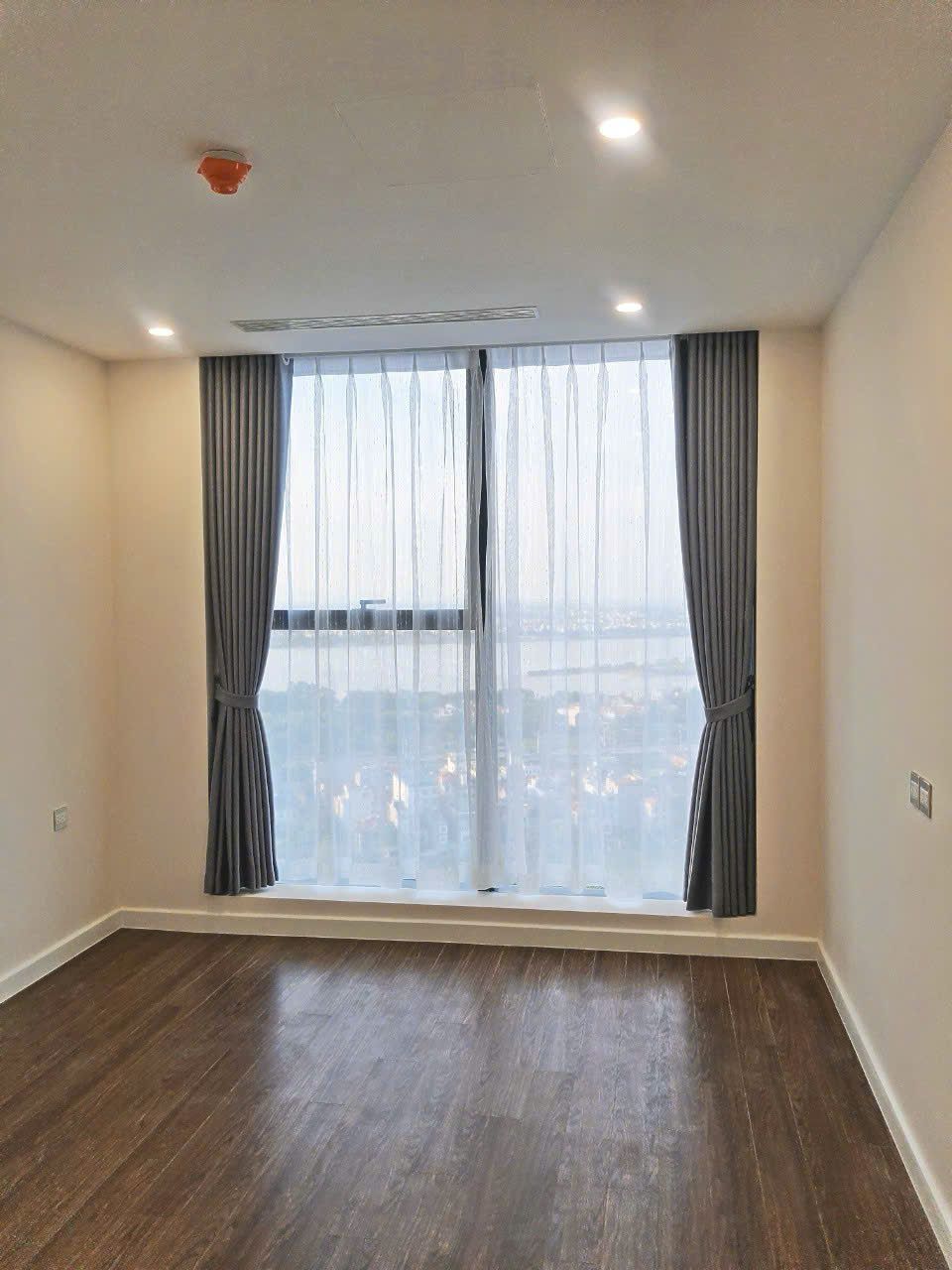Cho thuê căn hộ Sun Grand City - 69B Thụy Khuê, 50m2, 1PN, giá 16 triệu/tháng. LH: 0906 244 ***