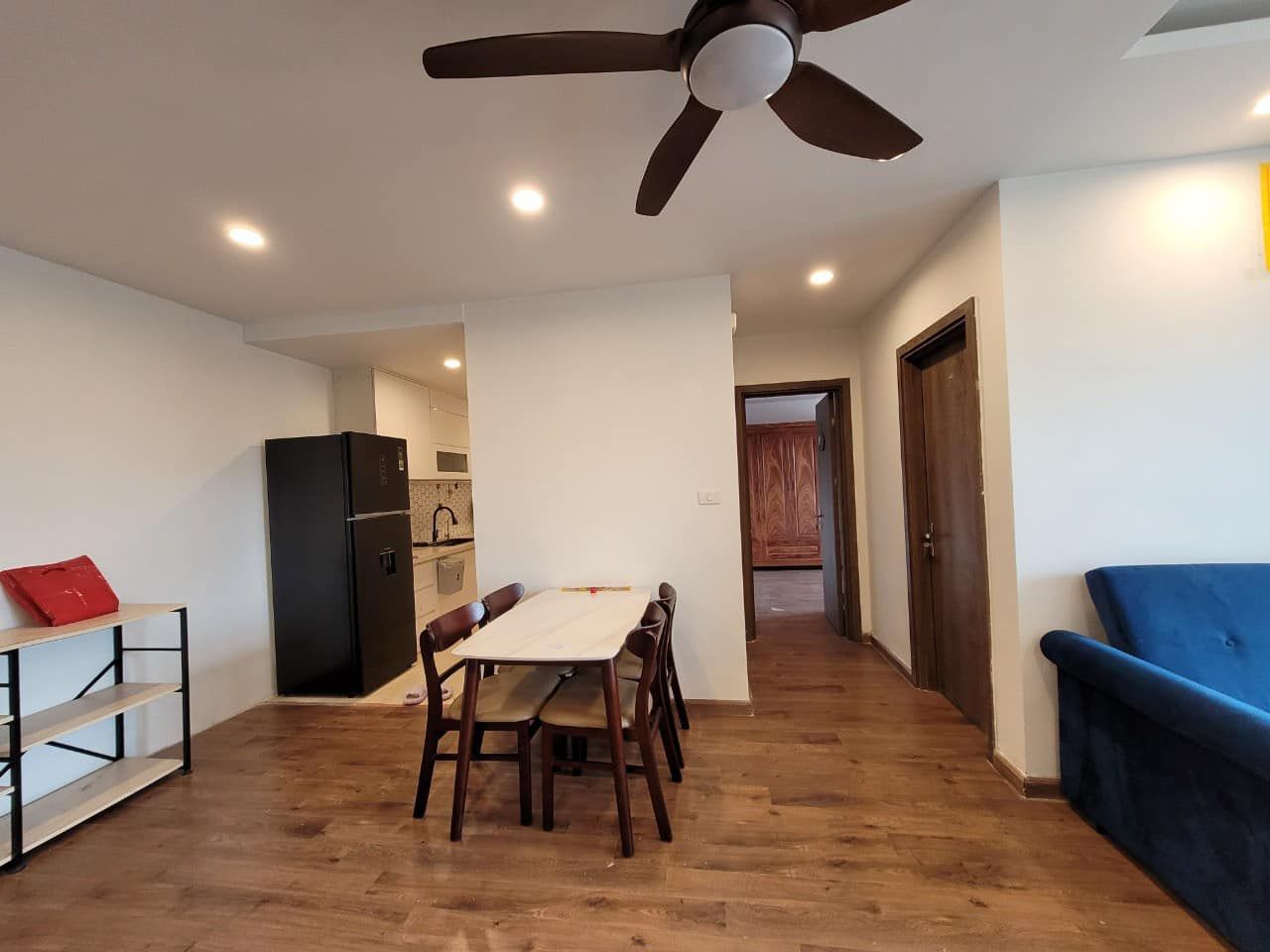Chính chủ cho thuê căn hộ 2 ngủ 74m2 tòa mới 60 Nguyễn Đức Cảnh, nội thất cơ bản, giá 9 triệu