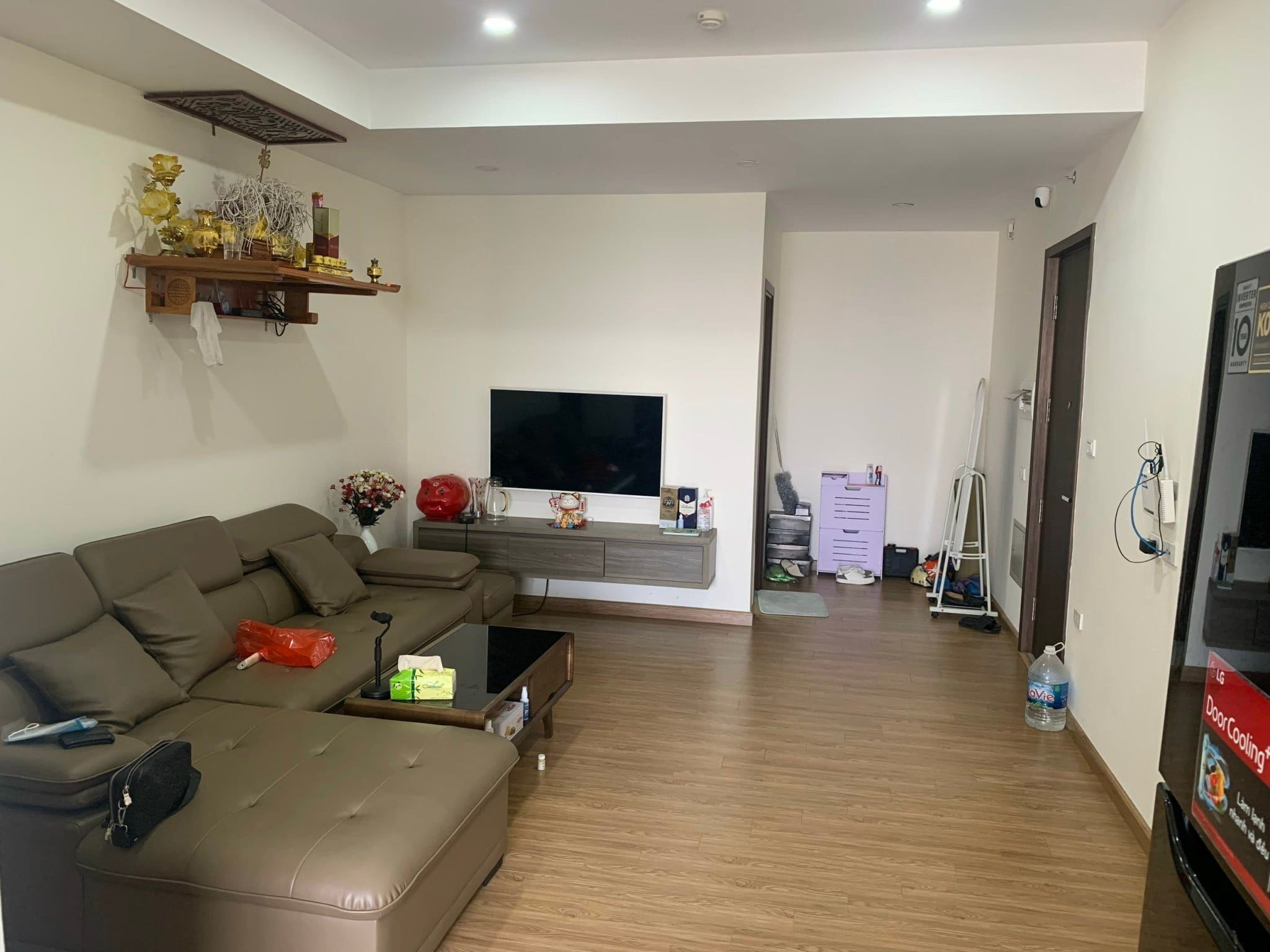 Cho thuê chung cư osaka 48 Ngọc Hồi Hoàng Mai, 80m2, 3PN, full đồ, 9.5 triệu