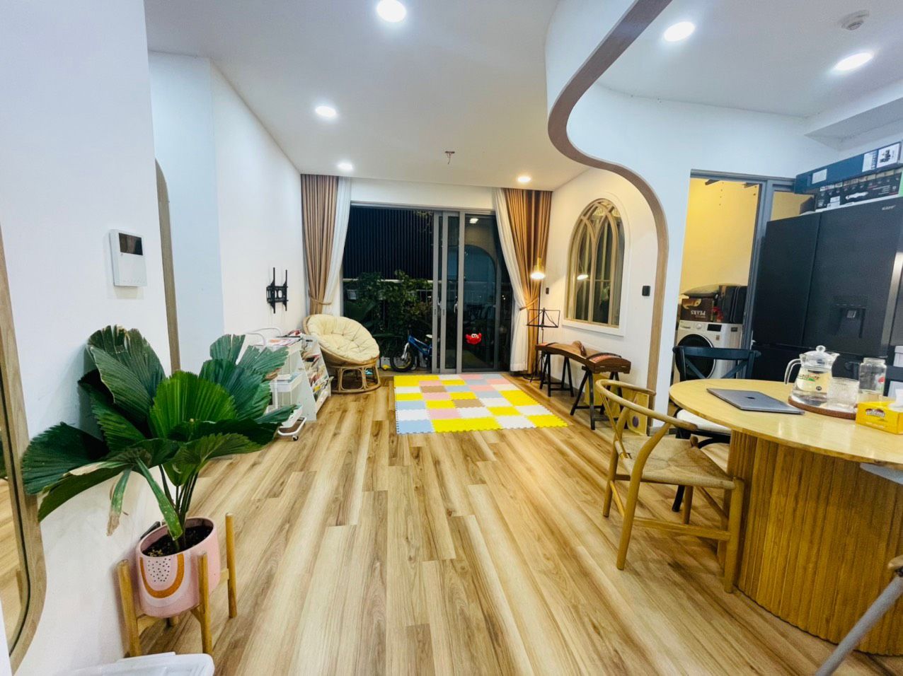 Palm Heights - bán nhanh 2PN giá 4,4 tỷ - 3PN giá 6,1 tỷ