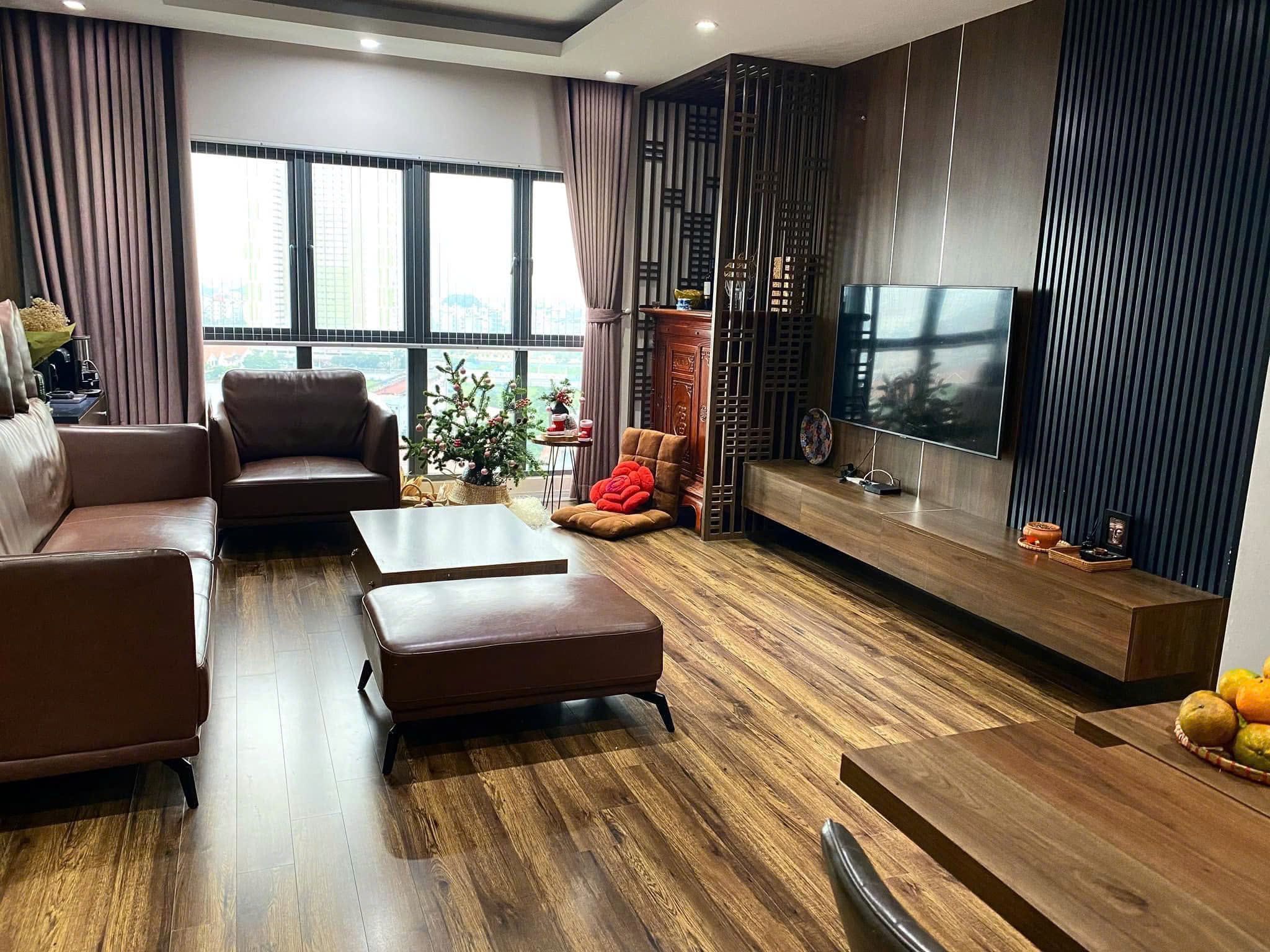 CHÍNH CHỦ nhượng căn góc 3PN 154m2 Mulberry Lane, tầng đẹp view làng Việt Kiều thoáng mát