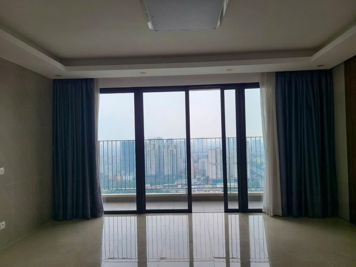 122m² ôm trọn view hồ - 3PN Vinhomes D’Capitale - tầng đẹp