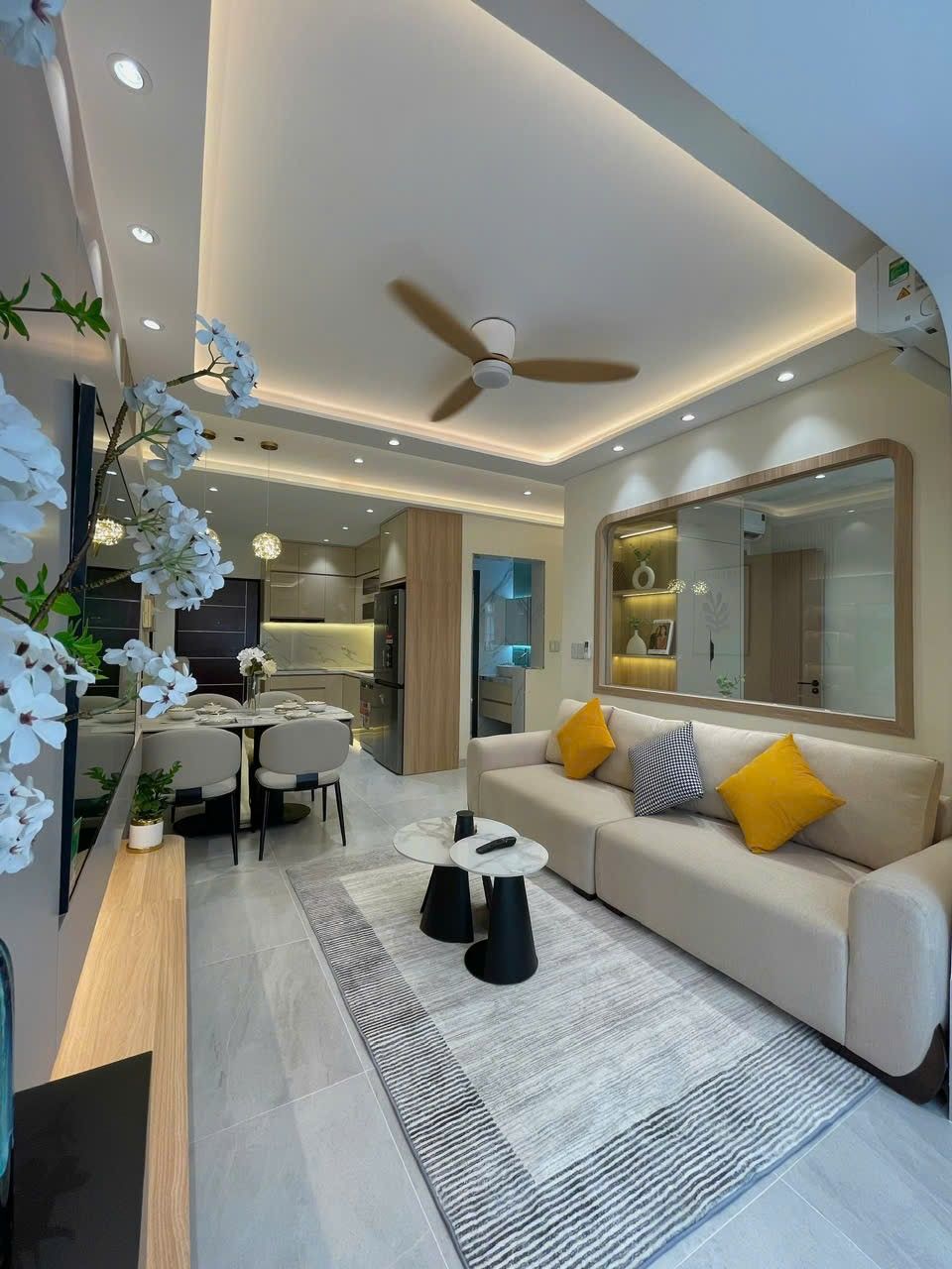 Cần bán nhanh căn hộ sky garden 3, PMH, Q7, 3 phòng ngủ, nhà mới đẹp, giá chỉ 5, 3 tỷ 