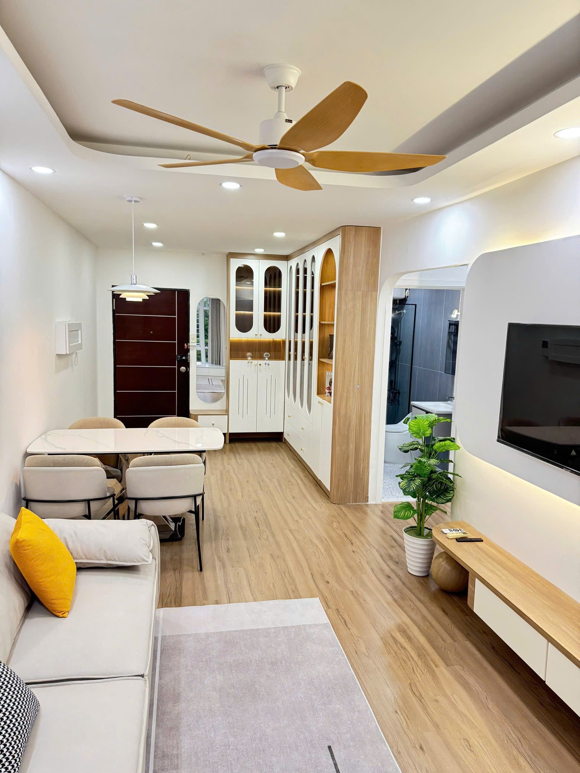 Cần bán nhanh căn hộ sky garden 3, PMH, Q7, 72m2, 3PN nhà mới đẹp, giá chỉ 5,7 tỷ 