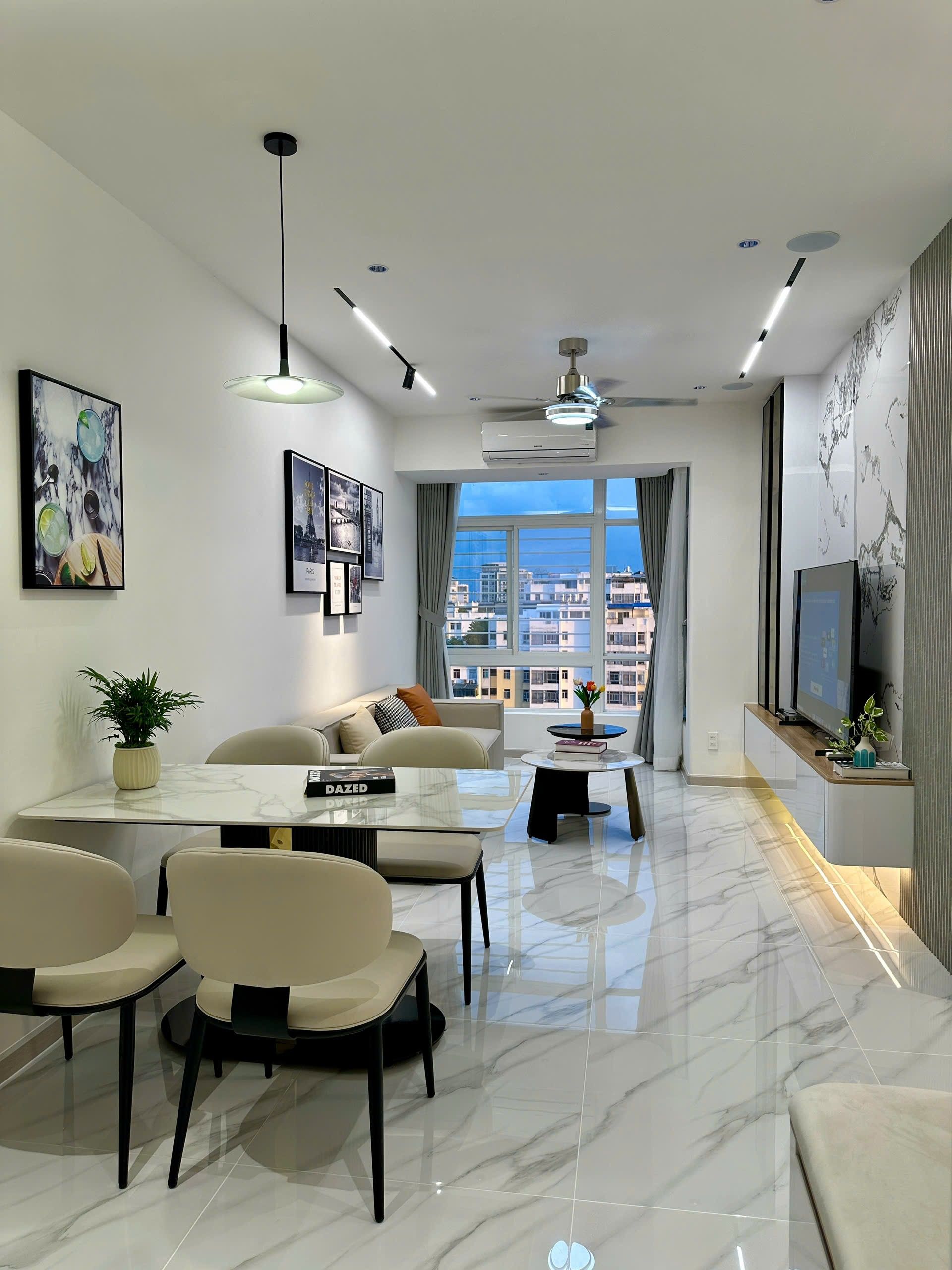 Cần bán nhanh căn hộ Sky garden 3, PMH, Q7, Căn góc 72m2, 3PN nhà mới đẹp, giá chỉ 6,2 tỷ 