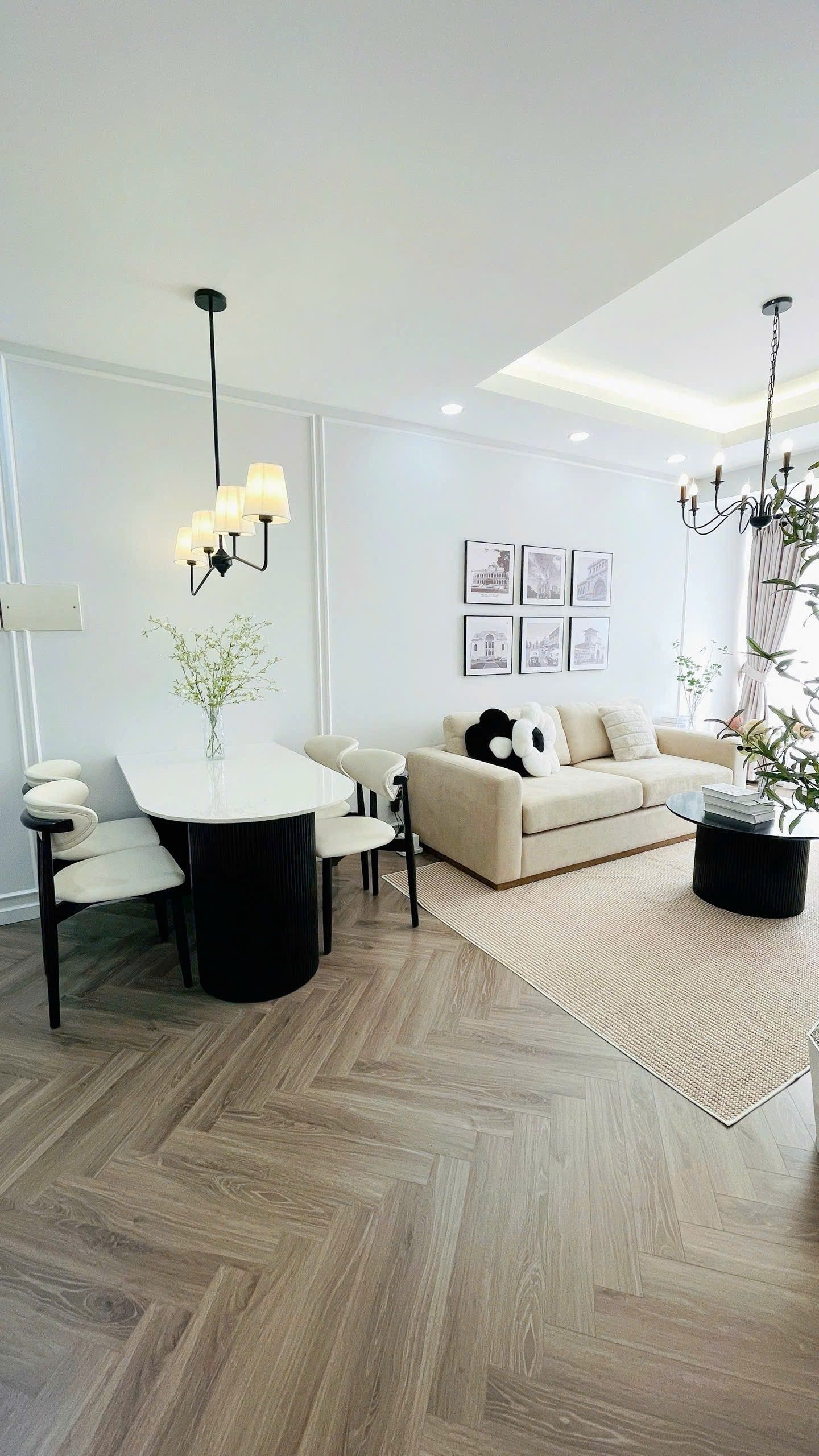 Bán nhanh căn hộ Sky garden 3, Phú Mỹ Hưng, Q7, 72m2, 3PN nhà đẹp, giá chỉ 6,8 tỷ