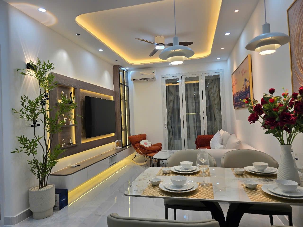 Cần bán nhanh căn hộ sky garden 1, PMH, Q7, DT 71m2, TK 2PN nhà mới đẹp, giá chỉ 4,7 tỷ 