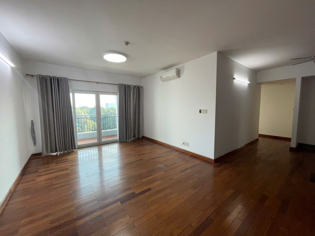 🌟 Cho thuê căn hộ Cao Ốc Phú Nhuận, 3PN.2Wc 120m2 Nội Thất Cơ Bản #20Tr Tel 0942811343 Tony Giữ 🔑