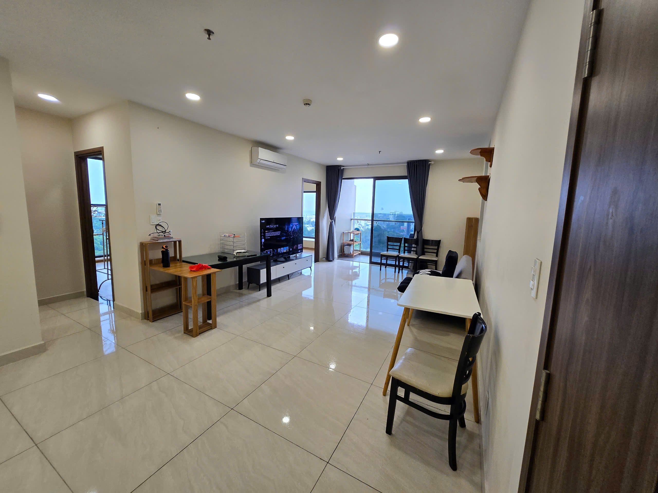 Cho thuê căn hộ Park Legend sân bay, 3Pn2Wc tiện nghi y hình #23Tr Vào Ở Ngay Tel 0942811343 Tony