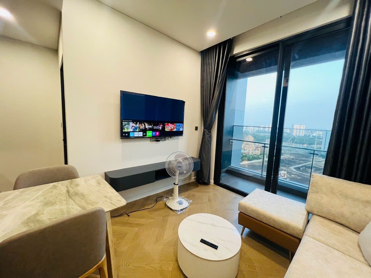 Cho thuê 2PN/ Full Nội thất 
Toà W view City giá 35 triệu 