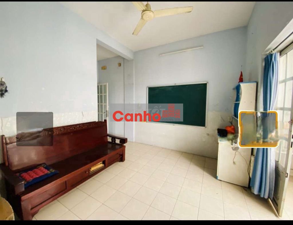 Cc quận 8,dt 80m2 ,lô góc 2 pn rộng,gió trời tự nhiên