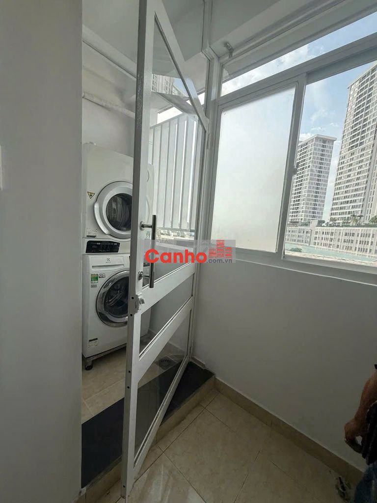 Chung cư H3, 384 Hoàng Diệu, Phường 6, Quận 4	.