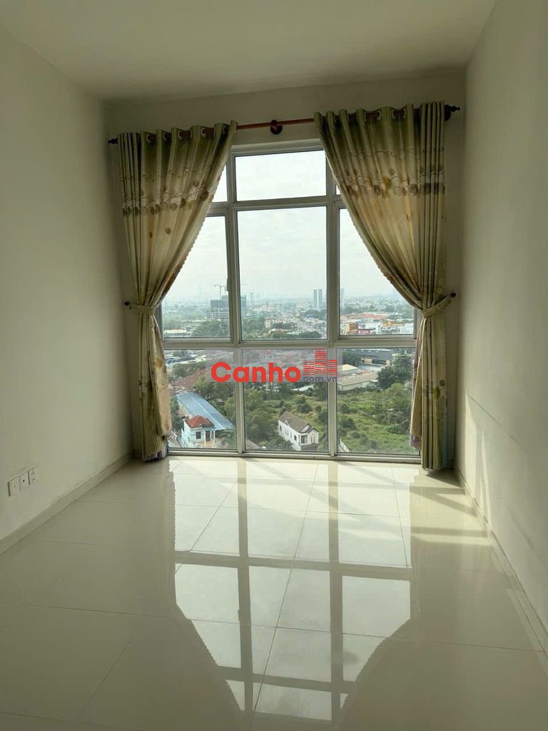 HABITAT GIAI ĐOẠN I, view nhìn về Lanmark 81.