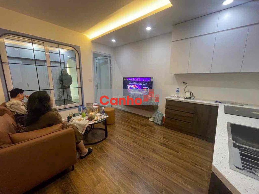 Tập thể Nguyễn Chí Thanh - oto đỗ chân nhà - thoáng sáng 2 ngủ