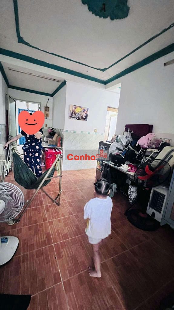 Bán gấp chung cư 10 mẫu sổ hồng riêng