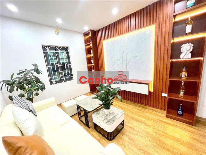 Cần Bán Căn Hộ Tầng 2 Phố Khương Trung - 120m2 - 4 ngủ -  4.85 tỷ