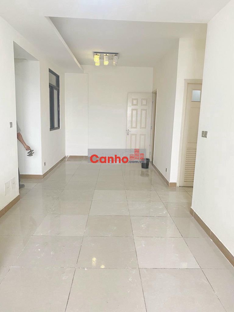 bán căn hộ 161m2, 3pn, 4wc, căn góc nhà trống