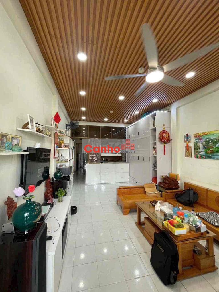CHUNG CƯ CMT8- P.15- CHỢ HOÀ HƯNG- 43,5M2- TẶNG NỘI THẤT-SỔ HỒNG RIÊNG