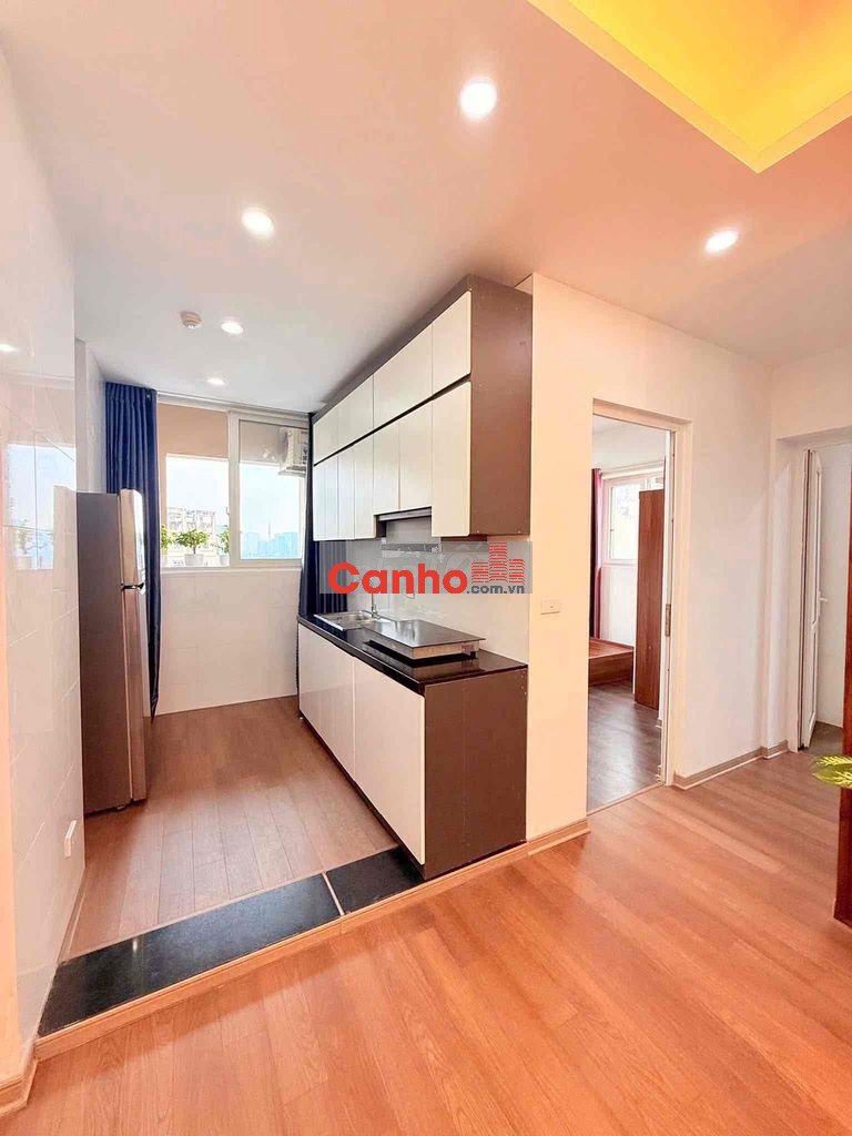 Bán căn chung cư Nam Trung Yên, Cầu Giấy, 2 ngủ đủ nội thất ở ngay