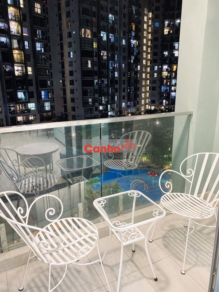 Cấn chia tay căn hộ 71m2 2PN2WC khu Emerald Celadon City