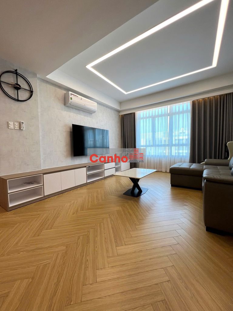 Cần bán 2 căn hộ Penthouse Giai Việt –Tạ Quang Bửu, P5, Q8.
