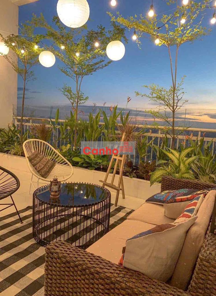 bán căn hộ 250m2+sân vườn 90m2 Phú Hoàng Anh,sổ hồng riêng