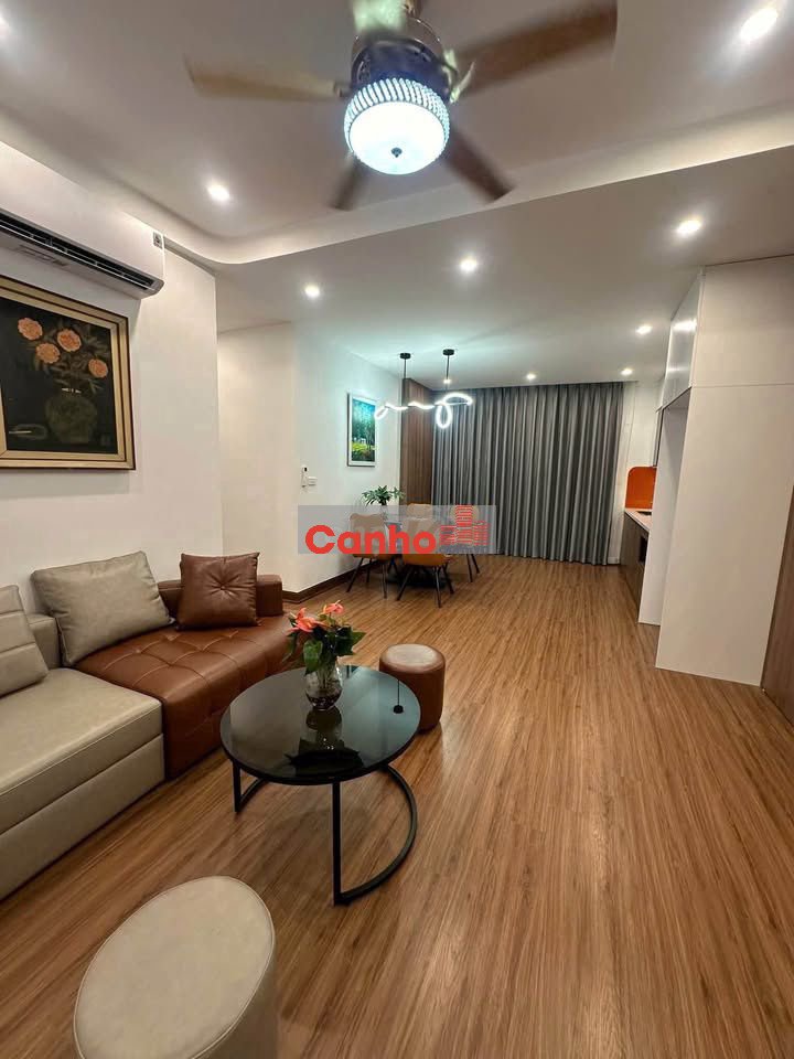 Bán 3 ngủ 90m tầng 12A tòa ct5 Văn Khê, nhà đẹp giá tốt nhỉnh 5 tỉ