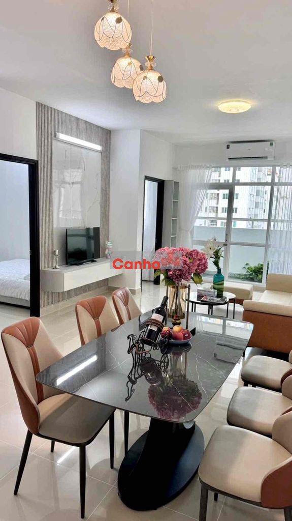 Chung cư đã có sổ wiu đẹp nội thất cao cấp quận 7.