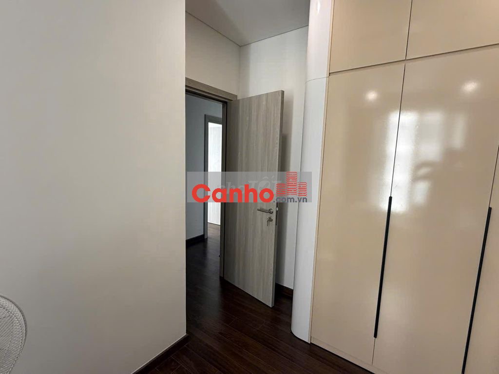 Bán CC Masteri West Heights toà A. Giá 9.1 tỷ, S : 80m2, 3PN + 2WC