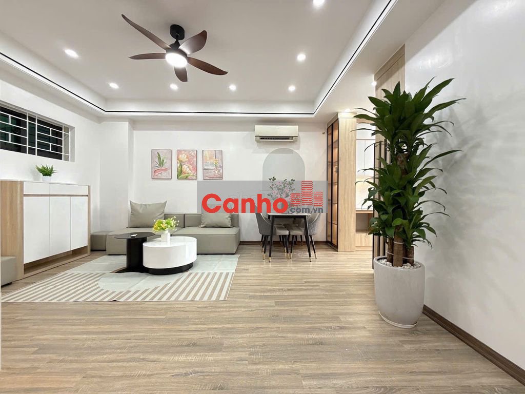 Bán căn 3 ngủ Nơ bán đảo Linh Đàm giá 4,88 tỷ full nội thất mới