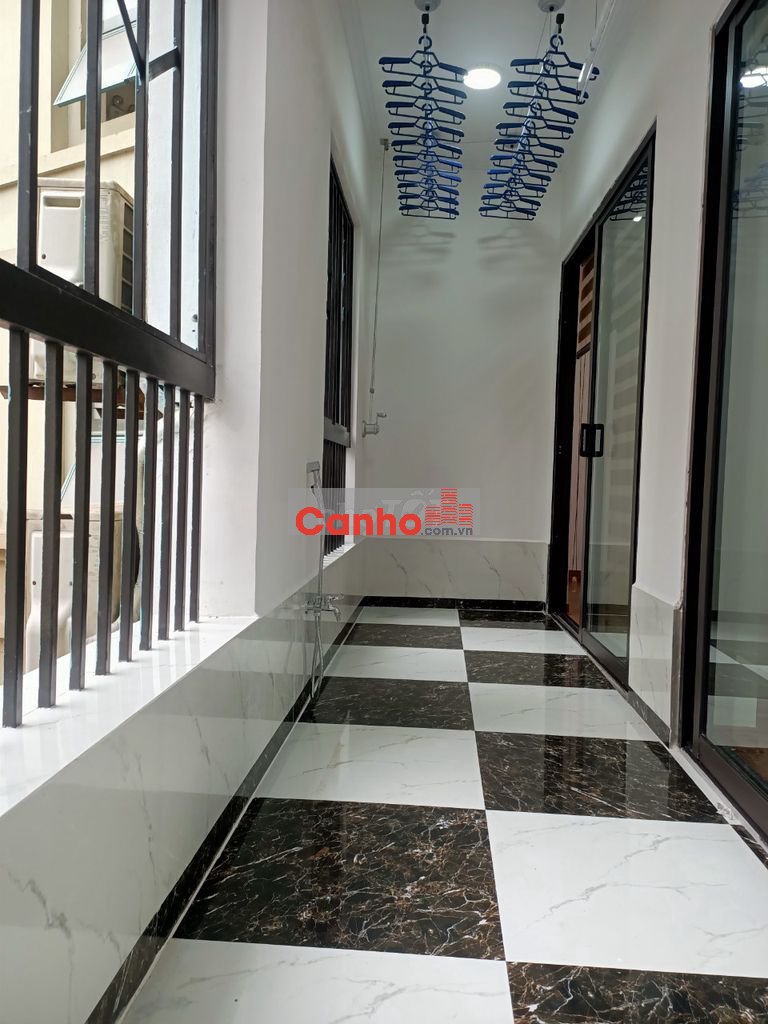 Chính chủ bán bán căn hộ 4 phòng ngủ toà Big Tower - 18 Phạm Hùng