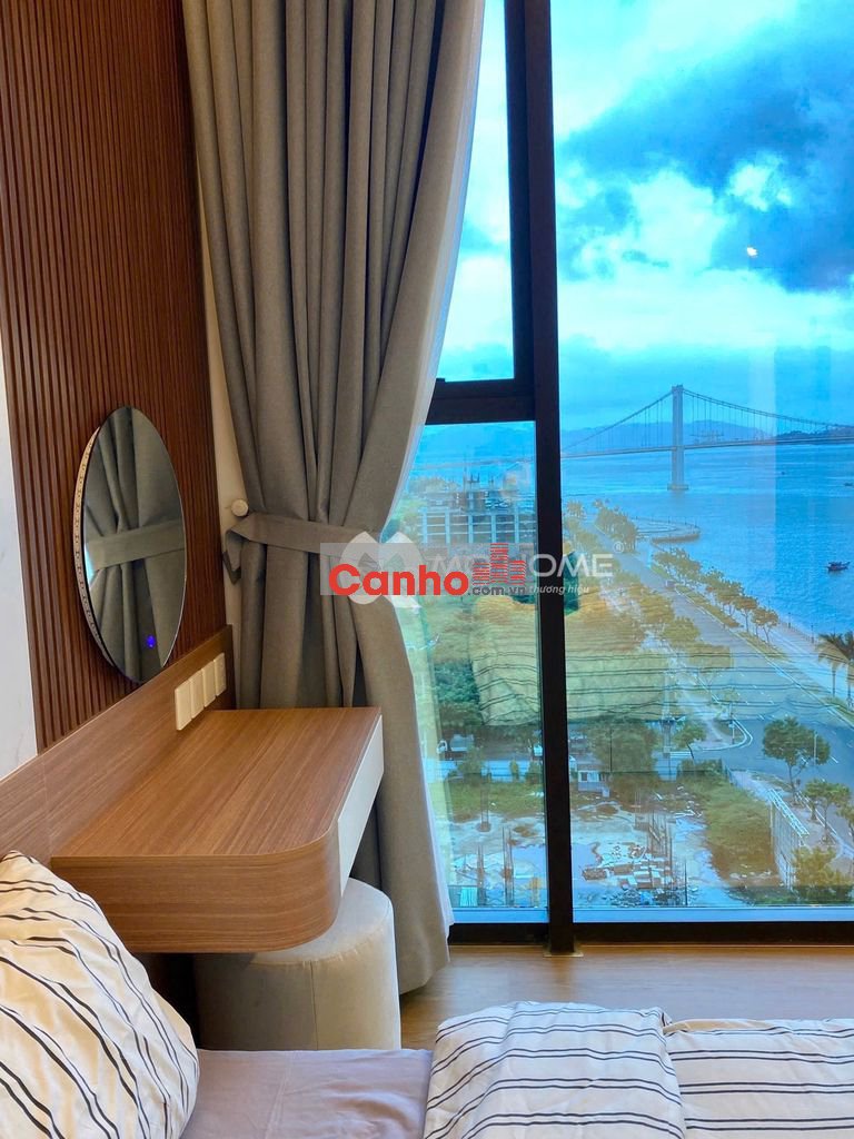 Bán CC SAM Towers, giá cực chất 5,3 tỷ, 68m2, 2PN + 2WC, nội thất