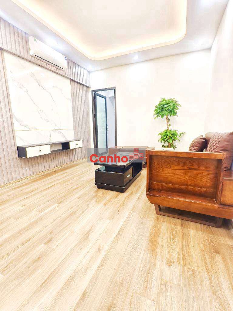 CẦN BÁN CĂN HỘ TT PHỐ HUỲNH THÚC KHÁNG DT 70M 3PN