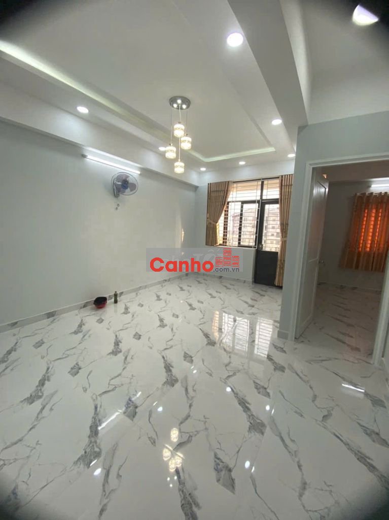 Cần bán căn hộ Phú Thọ, ngay mặt tiền Nguyễn Thị Nhỏ, Lữ Gia,