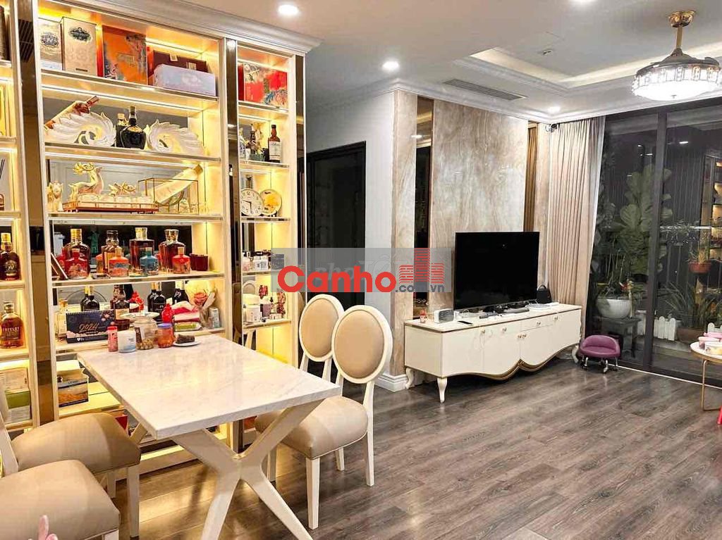 Bán căn hộ chung cư PHC Nguyễn Sơn,DT 100m,3PN,giá 10 tỷ.